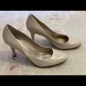 Nine West leather pump 8